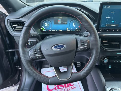 Used 2023 Ford Escape ST-Line Select w/ Tech Pack #2 image 15