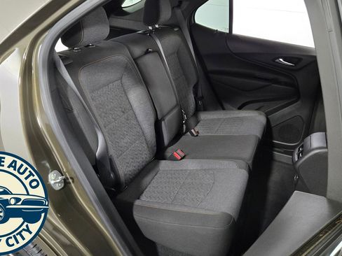 Used 2023 Chevrolet Equinox LT image 38