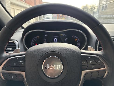 Used 2019 Jeep Grand Cherokee Trailhawk image 15