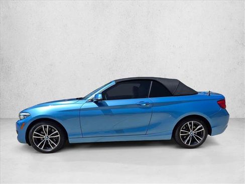 Used 2019 BMW 230i Convertible w/ Premium Package RWD image 9
