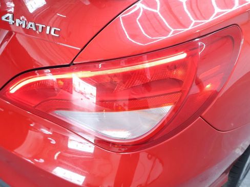 Used 2019 Mercedes-Benz CLA 250 4MATIC image 35