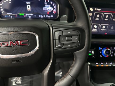 Used 2024 GMC Sierra 1500 AT4 w/ Technology Package image 18