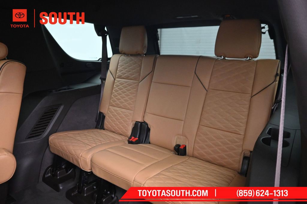 Used 2024 Cadillac Escalade Sport w/ LPO, ONYX Package AWD/4WD image 35