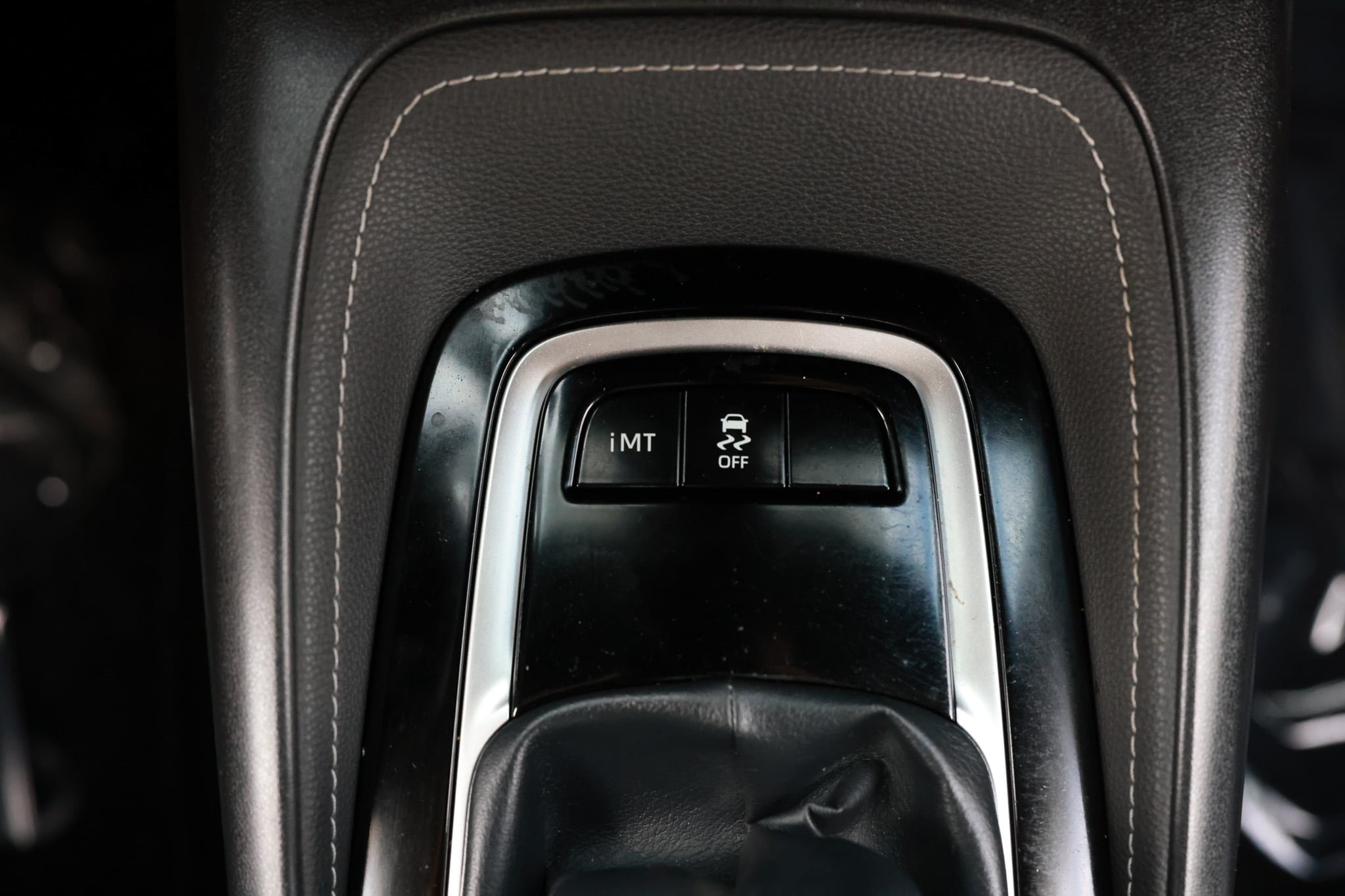 Used 2021 Toyota Corolla XSE FWD image 46