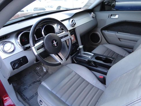 Used 2006 Ford Mustang GT Premium image 12