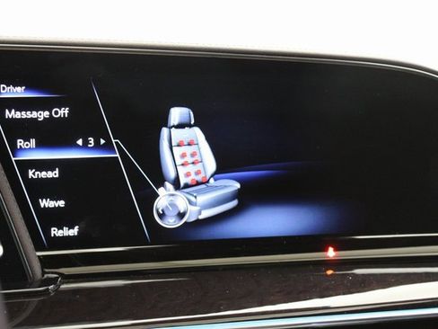 Used 2022 Cadillac Escalade Premium Luxury Platinum image 19