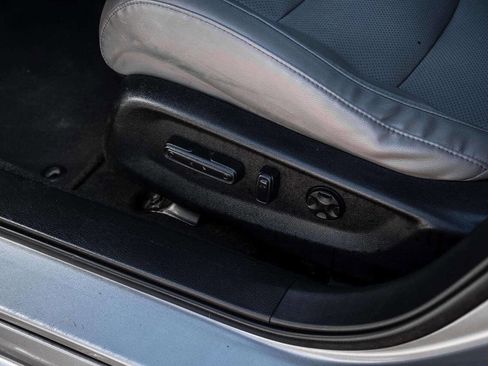 Used 2018 Honda Accord EX-L image 25