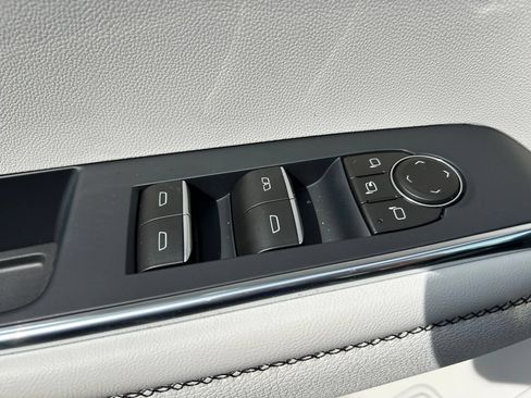 New 2026 GMC Acadia Denali w/ Super Cruise Package FWD image 57