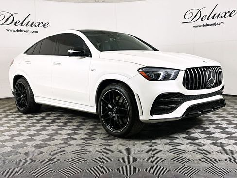 Used 2022 Mercedes-Benz GLE 53 AMG GLE 53C4 AMG Night 4MATIC image 1