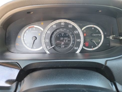 Used 2017 Honda Accord LX image 29