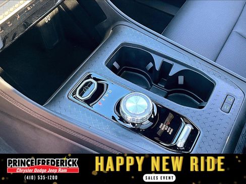 Used 2025 Jeep Wagoneer S Limited image 14