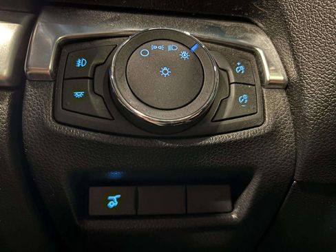 Used 2018 Ford Explorer Limited image 47