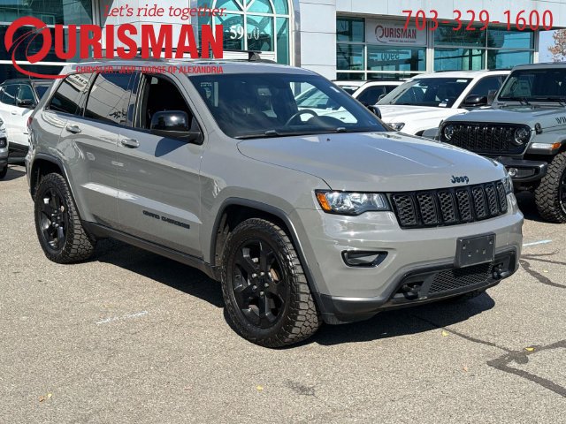 Used 2019 Jeep Grand Cherokee Laredo AWD/4WD image 1