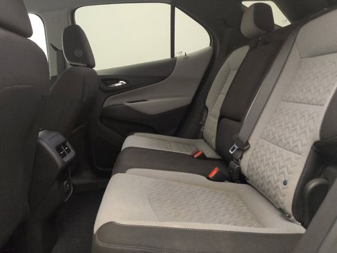 Used 2022 Chevrolet Equinox LT image 18