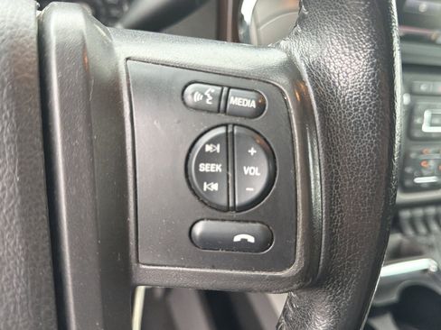 Used 2016 Ford F450 Lariat w/ Lariat Ultimate Package AWD/4WD image 19