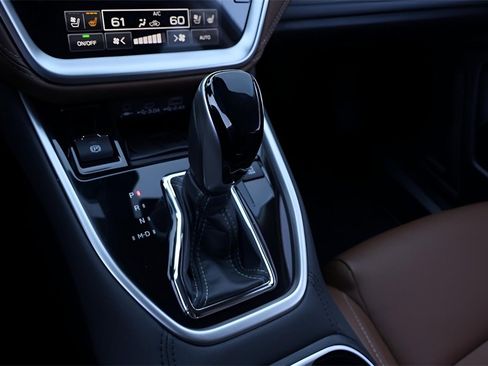 Used 2024 Subaru Outback Touring XT w/ Tech Package 3 image 26