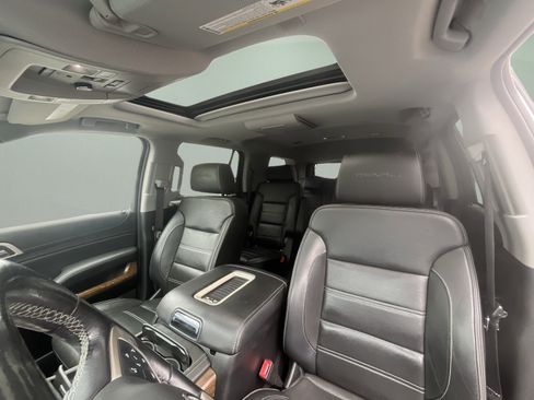 Used 2019 GMC Yukon Denali w/ Open Road Package AWD/4WD image 15