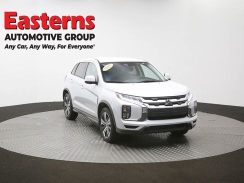 Used 2023 Mitsubishi Outlander Sport ES AWD/4WD image 48