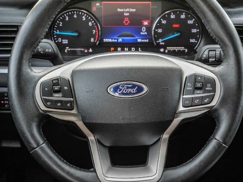 Used 2024 Ford Explorer XLT w/ Equipment Group 202A RWD image 26