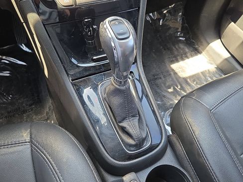 Used 2018 Buick Encore Essence FWD image 28