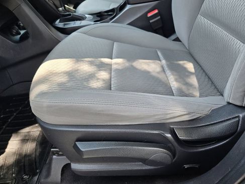 Used 2018 Hyundai Santa Fe Sport FWD image 16