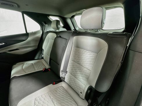 Used 2019 Chevrolet Equinox LS AWD/4WD image 22