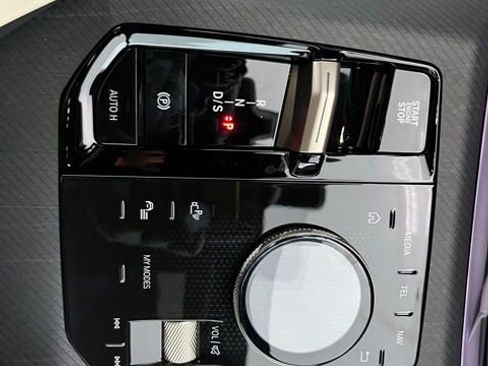 New 2025 BMW X3 xDrive30i w/ Premium Package image 18