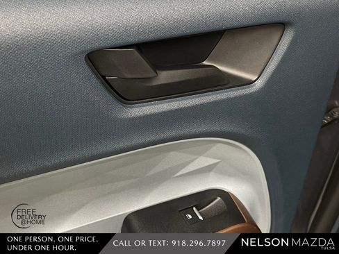 Used 2022 Ford Maverick Lariat w/ Lariat Luxury Package image 36