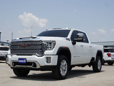 Used 2020 GMC Sierra 2500 Denali w/ Denali Ultimate Package AWD/4WD image 2