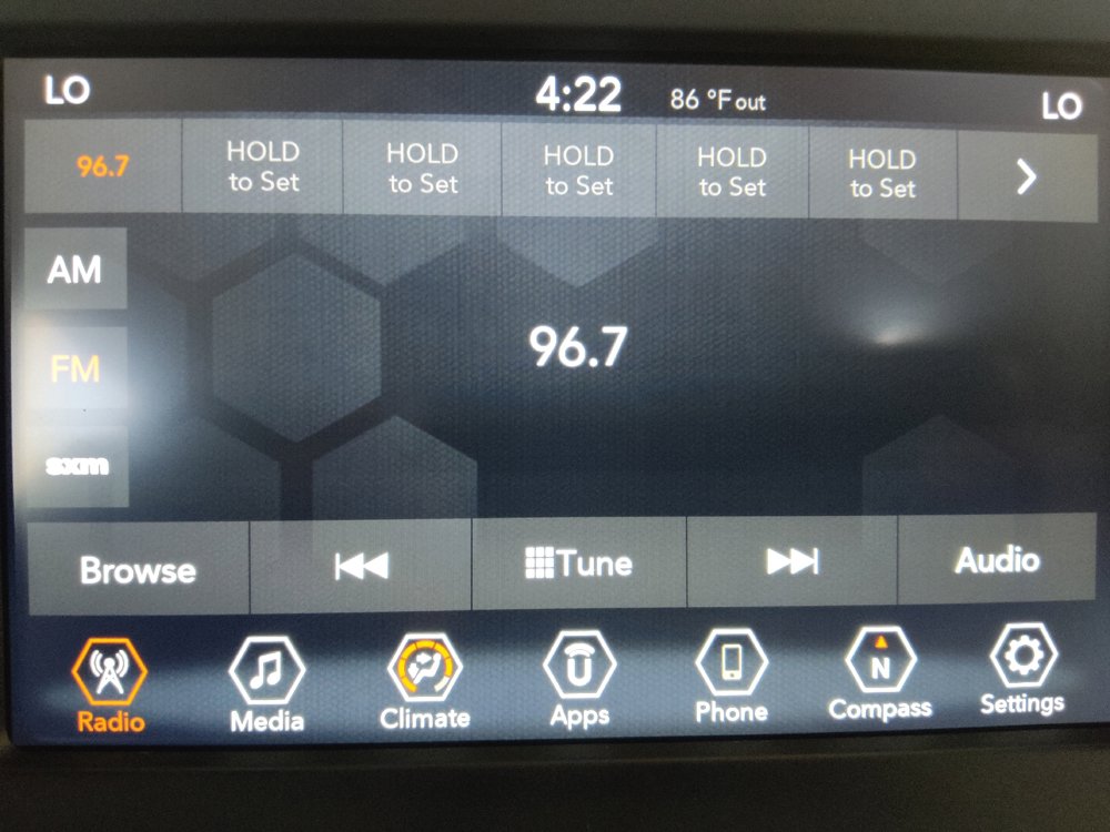 Used 2018 Jeep Compass Latitude w/ Popular Equipment Group AWD/4WD image 25
