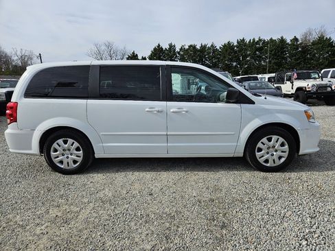 Used 2017 Dodge Grand Caravan SE w/ Power Window Group image 6