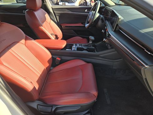 Certified 2025 Kia K5 GT-Line w/ GT-Line Premium Package image 16