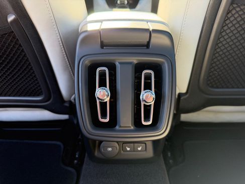 Used 2024 Polestar Polestar 2 AWD/4WD image 39