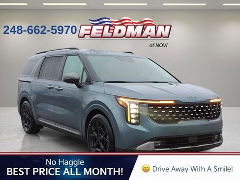 Used 2025 Kia Carnival SX Prestige image 8