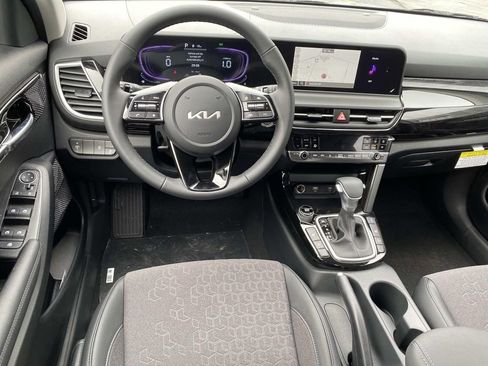 New 2026 Kia Seltos S image 7