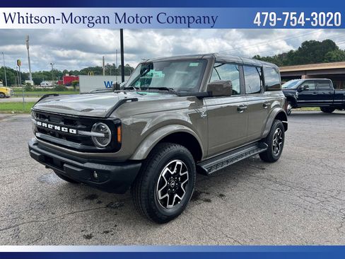 New 2026 Ford Bronco Outer Banks AWD/4WD image 1