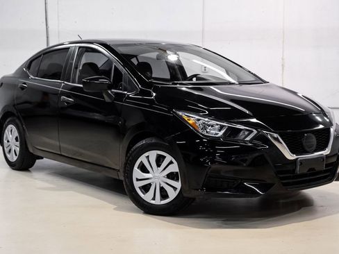 Used 2021 Nissan Versa S image 6