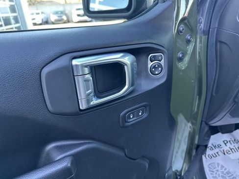 Used 2024 Jeep Wrangler Unlimited Sport AWD/4WD image 45