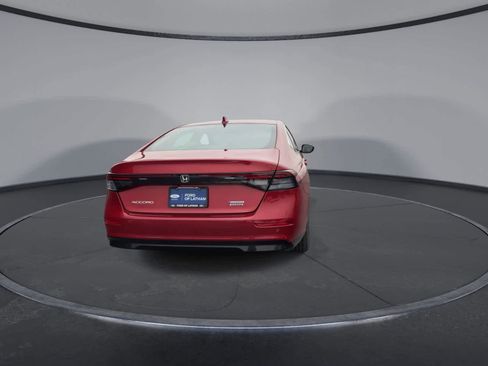 Used 2023 Honda Accord Touring image 7