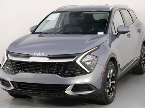 Used 2023 Kia Sportage EX image 44