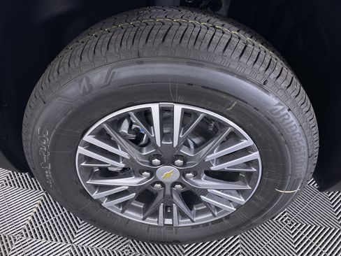 New 2026 Chevrolet Traverse LT w/ Driver Confidence Package image 15