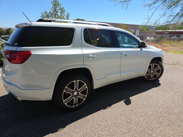 Used 2018 GMC Acadia Denali w/ Technology Package AWD/4WD image 5