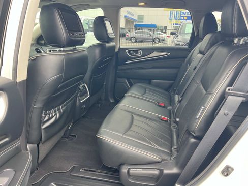Used 2019 INFINITI QX60 Luxe w/ Essential Package FWD image 23