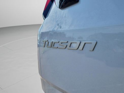 New 2026 Hyundai Tucson SE image 7