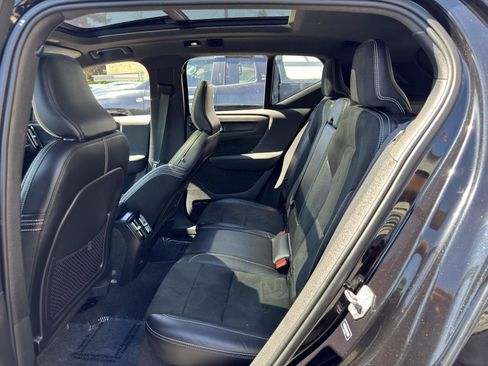Used 2021 Volvo XC40 P8 Recharge w/ Advanced Package AWD/4WD image 27