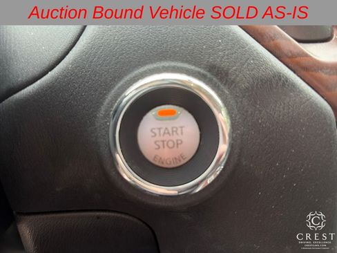 Used 2018 Nissan Pathfinder Platinum FWD image 19