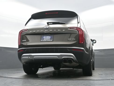 Used 2020 Kia Telluride SX w/ SX Prestige Package image 32