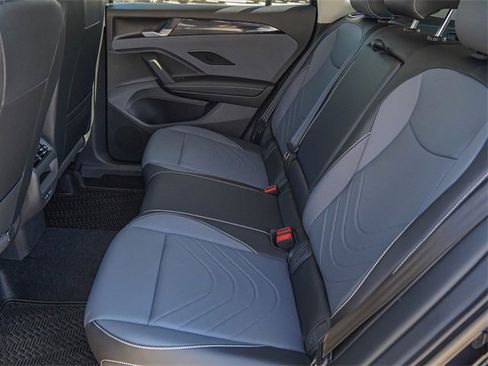 New 2026 Volkswagen Tiguan SE image 22