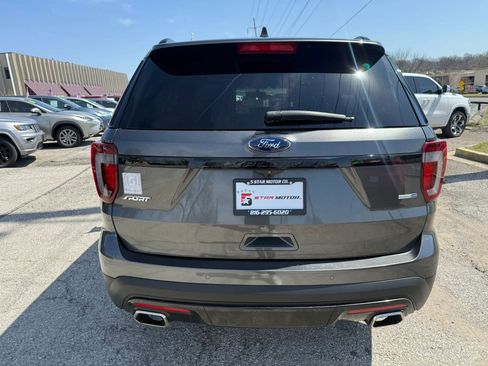 Used 2016 Ford Explorer Sport image 4
