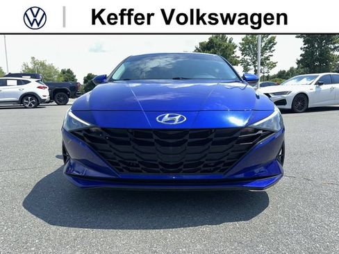 Used 2023 Hyundai Elantra Blue FWD image 8